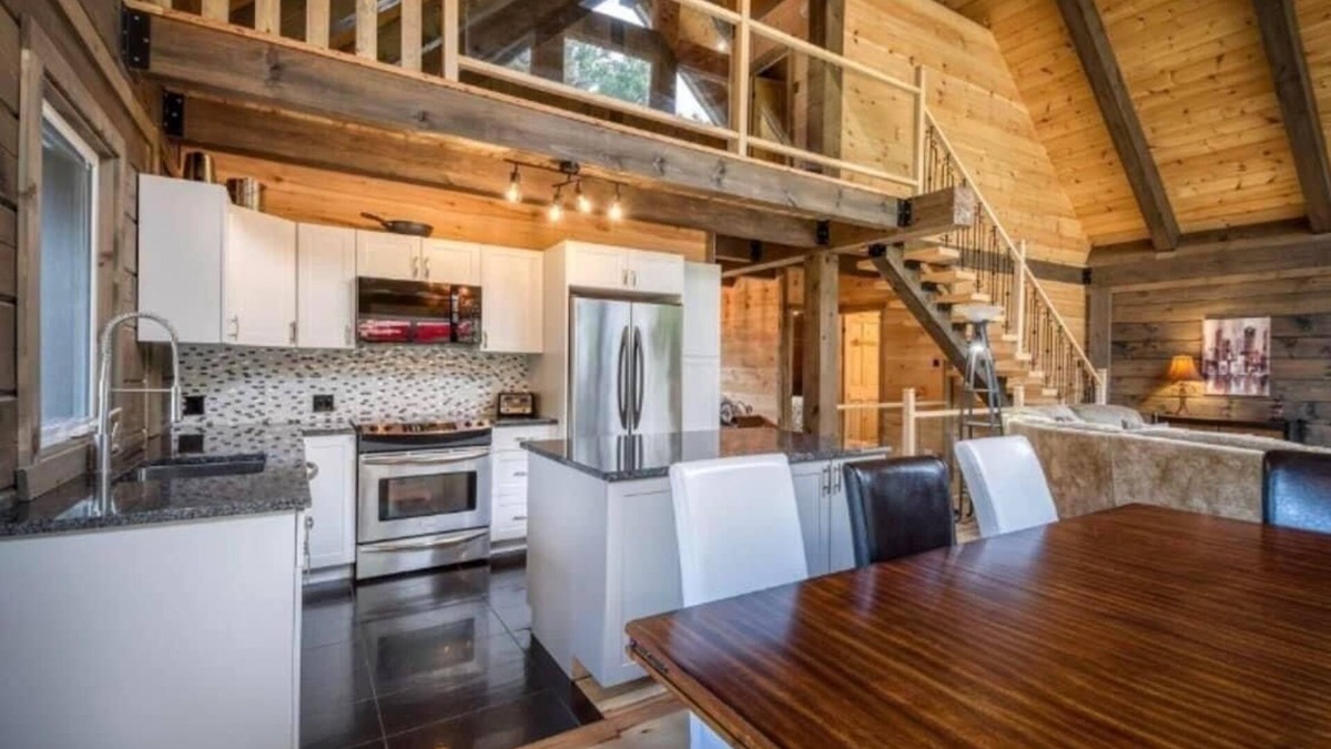 Mauricie Ski Chalet | Vrbo Property