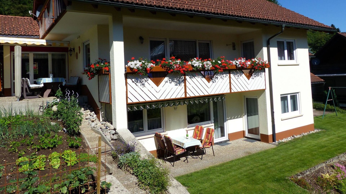 Frohnd Apartment | Vrbo Property
