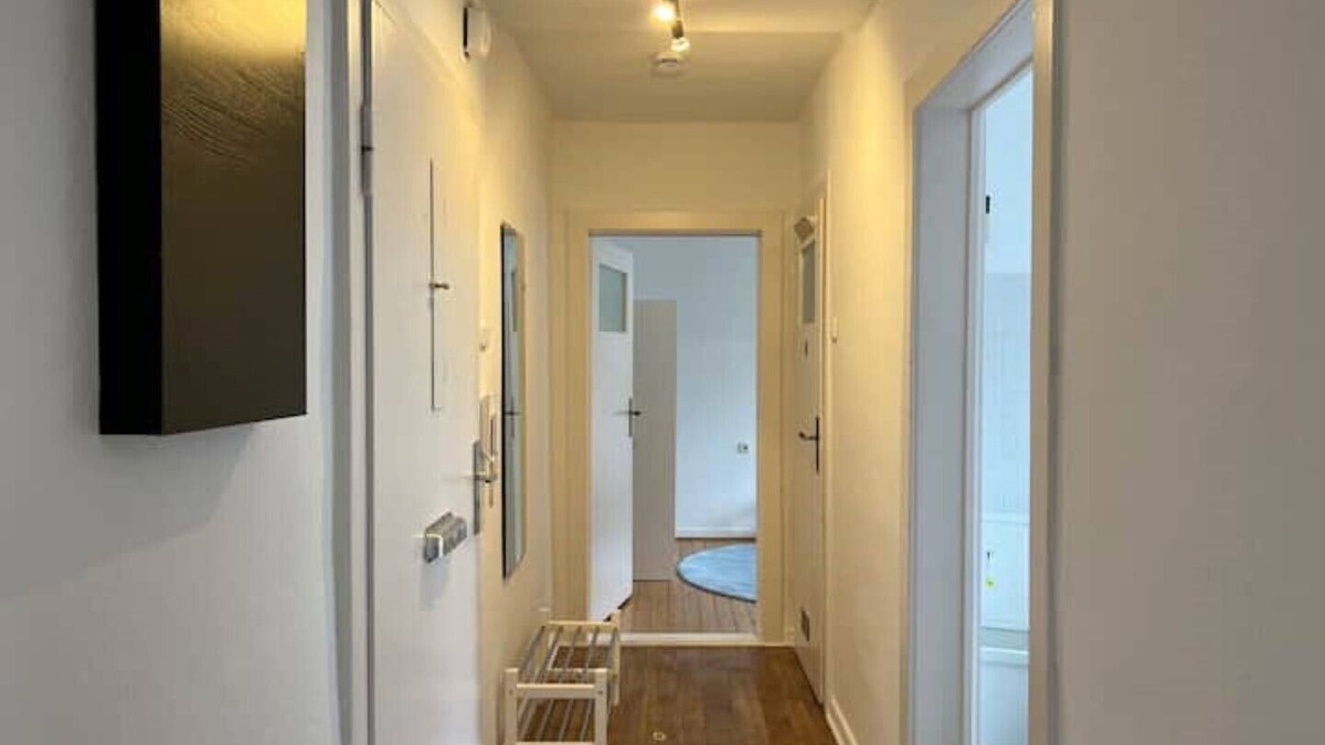 Vahrenwald Apartment | Vrbo Property