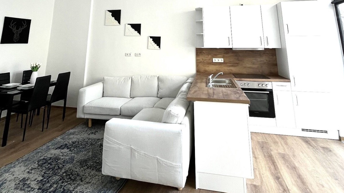 Varel Apartment | Vrbo Property