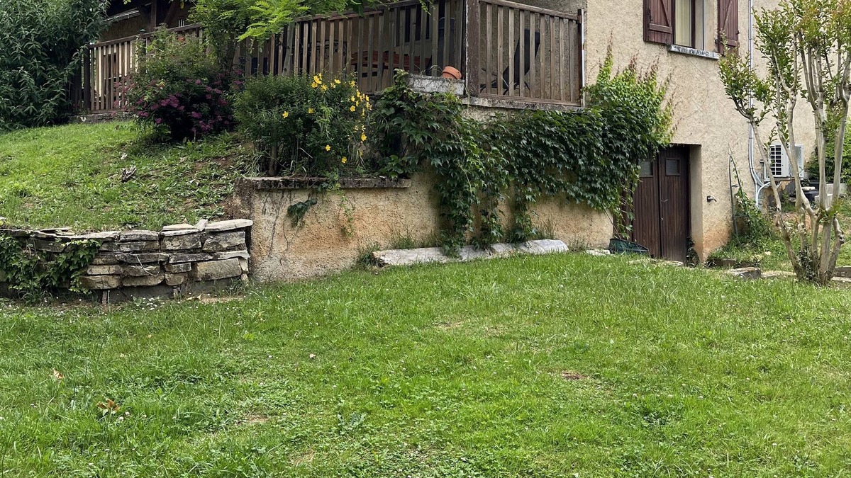 Saint-Medard House | Vrbo Property