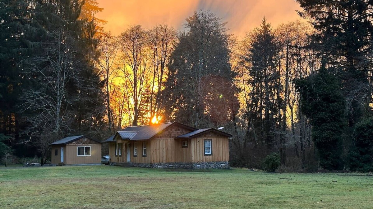 Raymond Cabin | VRBO Starry Night Cabin On The River