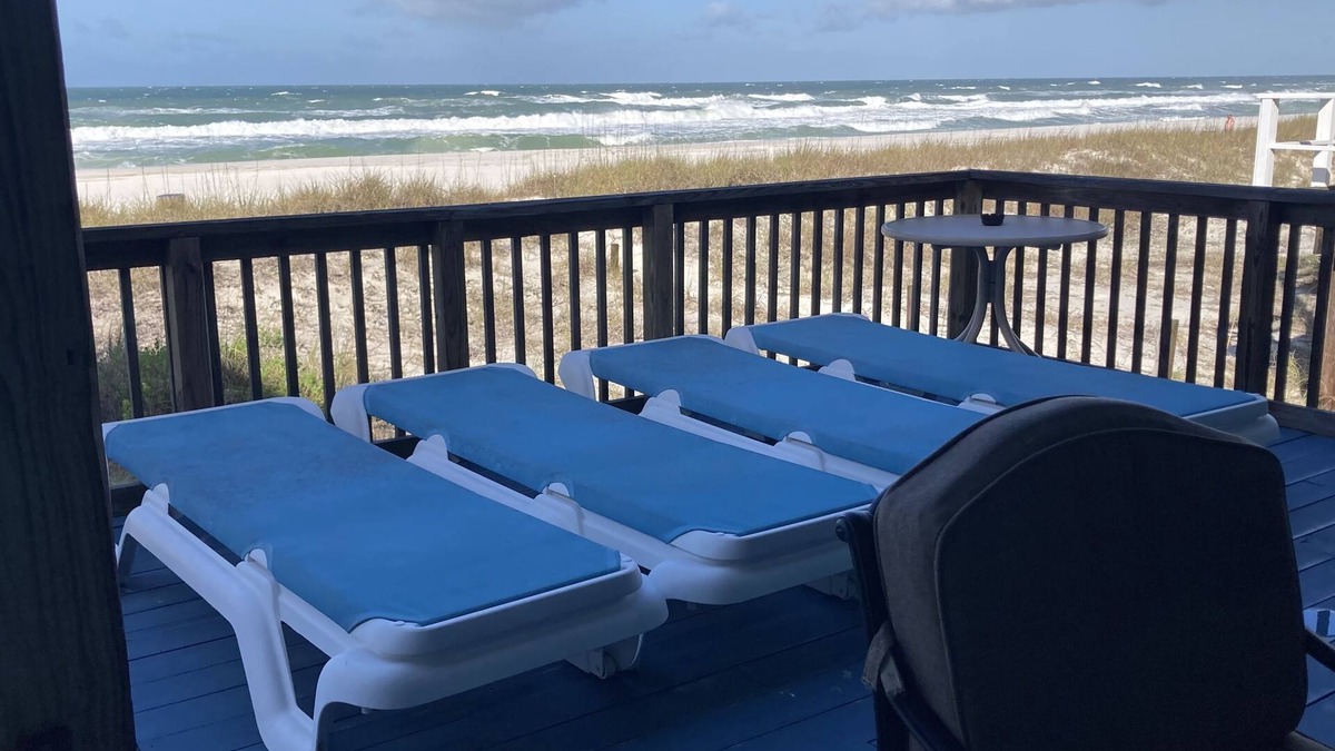 Crescent Beach House | VRBO’s rated PCBs top 5 Beach House! Big Deck,Memory Maker. Ck Reviews