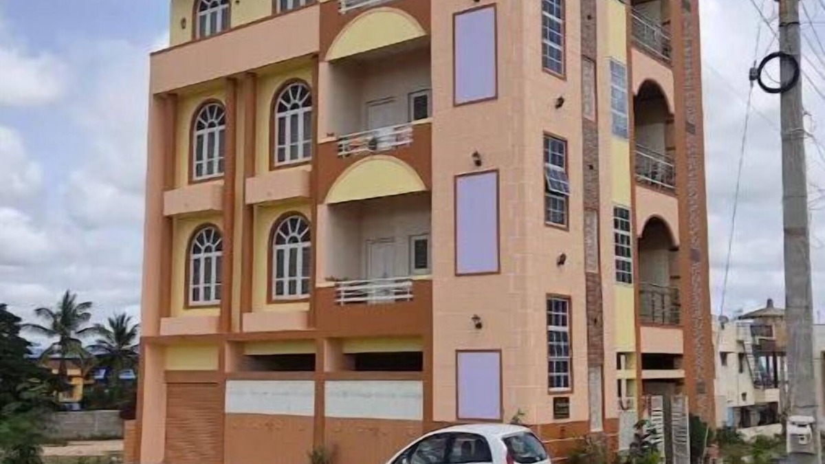 Mysore House | Vrindavan, Cozy Stay