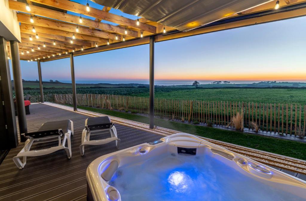 Plougonvelin Villa | Vue à Couper le Souffle - Villa de Charme avec Spa en Bord de Mer - Pointe Finistère