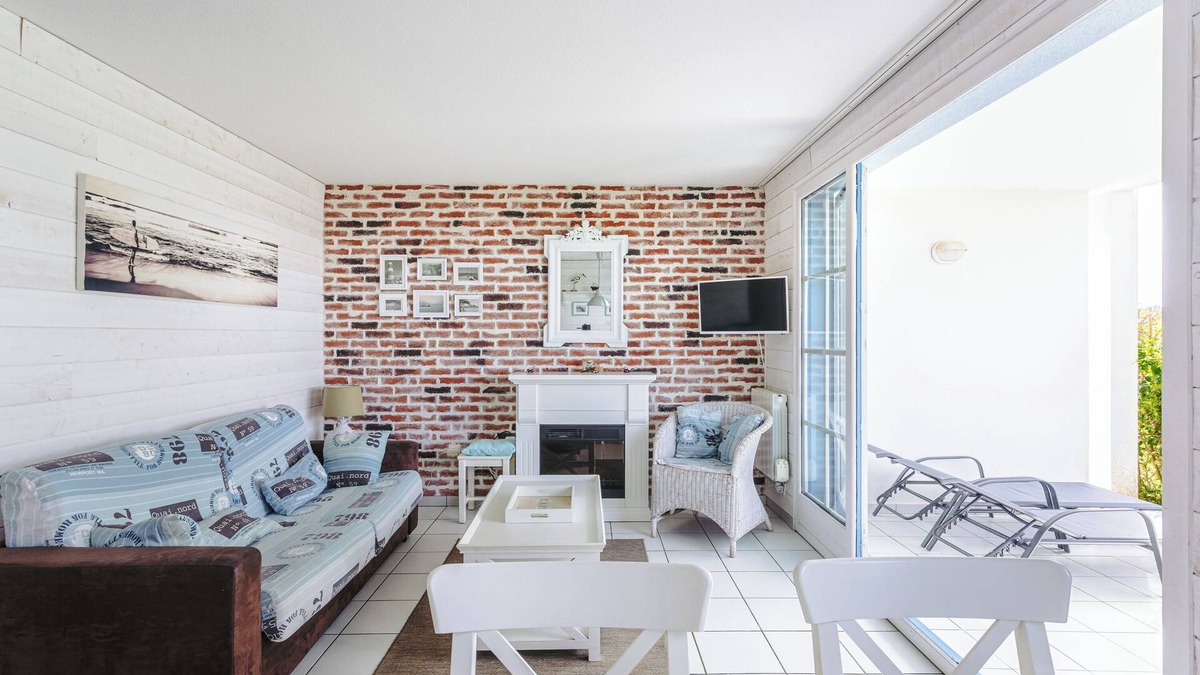 Bourgenay Apartment | Vue et face golf port bourgenay, proche mer, foret