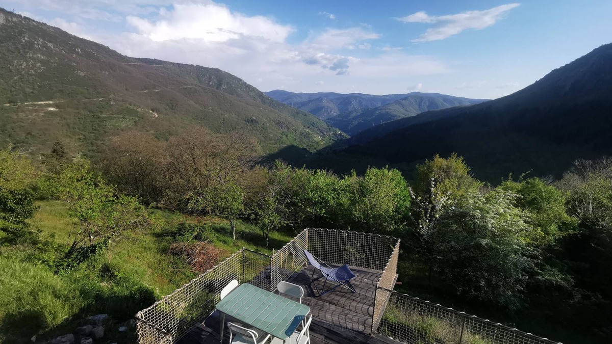 Prevencheres House | Vue Imprenable en Lozère, Baignades Randonnées et Sauna