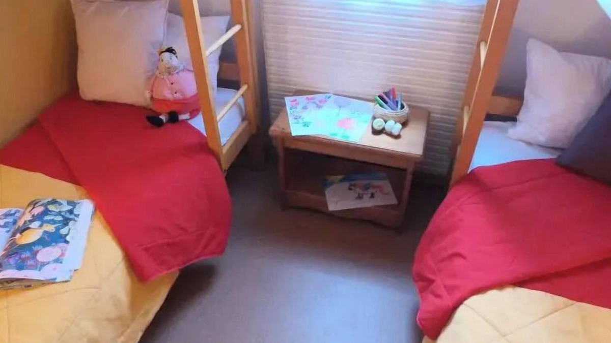 Lelex Apartment | VVF Les Monts Jura - 3-room apartment - Baby bed not possible for 7 people
