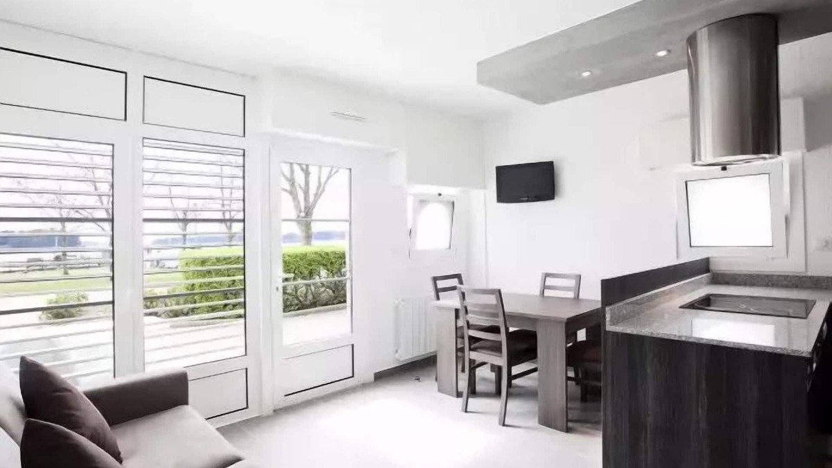 Larmor-Baden Apartment | VVF Residence Gulf of Morbihan - 3 Room Apartment 5 People 1 baby 2 shower rooms