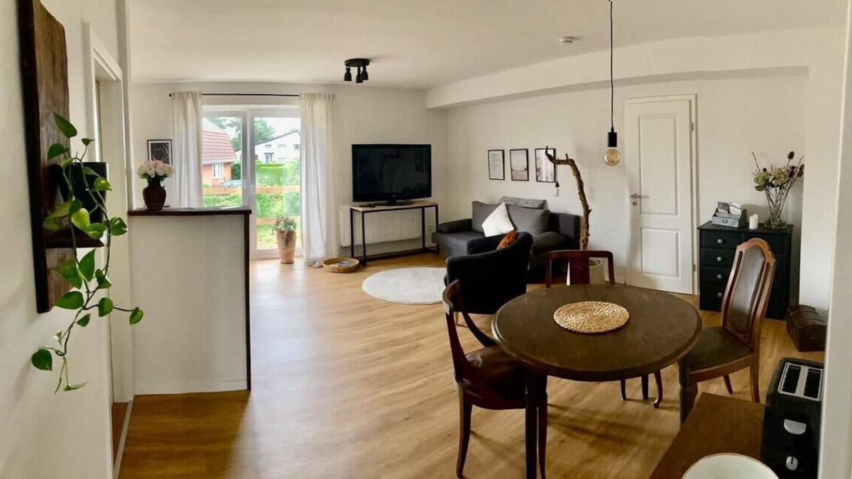 Winsen Apartment | W 1 Comfortable living between Hamburg and Lüneburg