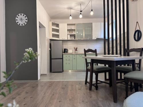 Radanovici Apartment | W Apartments