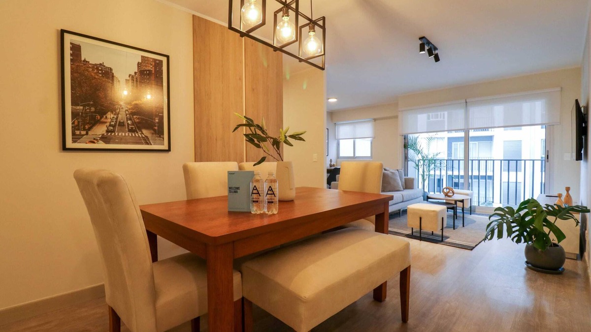 Petit Jean Ocharan Apartment | w* | Breathtaking 2BR with Balcony in Miraflores