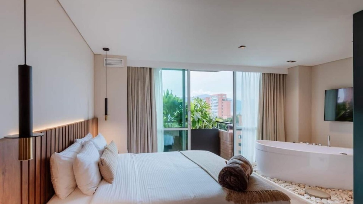 La Florida House | w* | Chic Loft w/Amazing View in Poblado