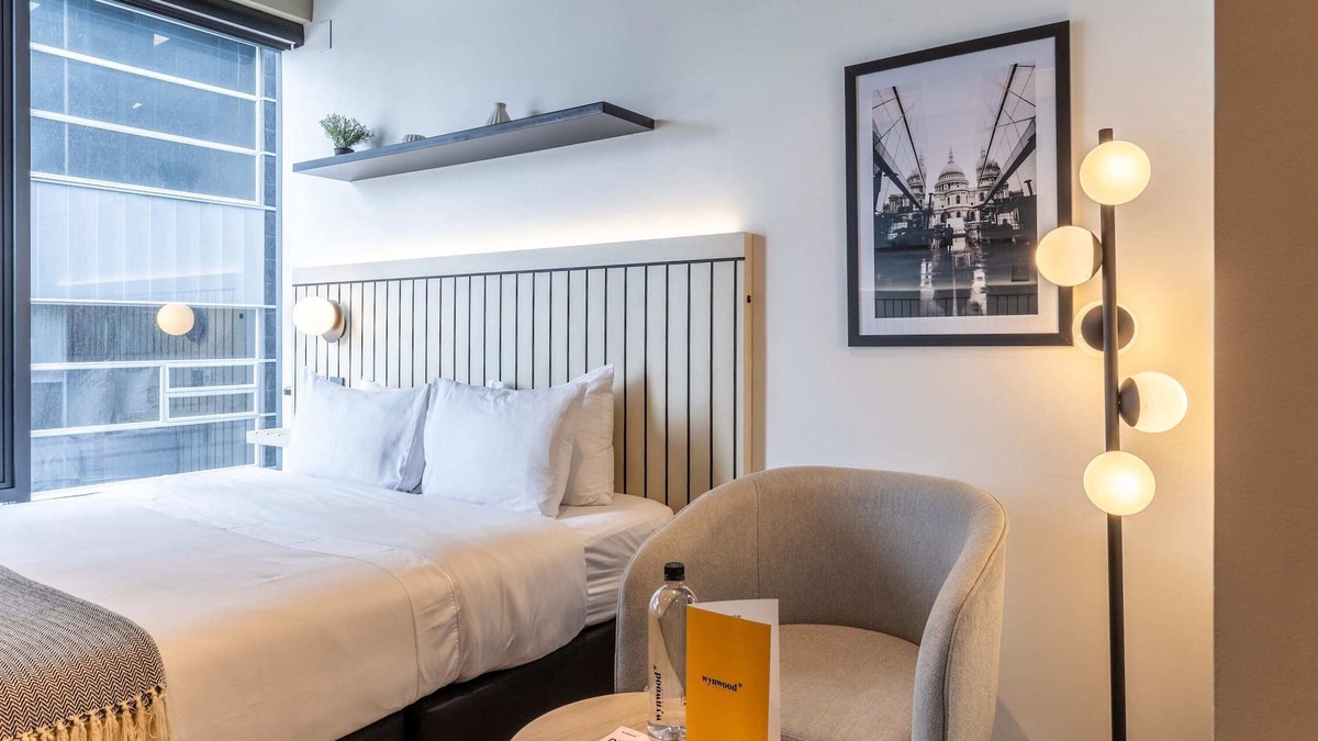 Calle 100 Apartment | w* | Cool Loft in Unique Building in San Patricio