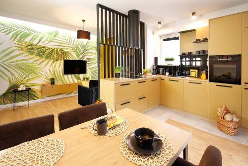 Koszalin Apartment | W&K Apartments - Gold Suite - Faktura VAT, Parking, Klimatyzacja