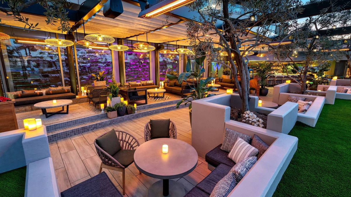 Entertainment District Hotel | W Scottsdale