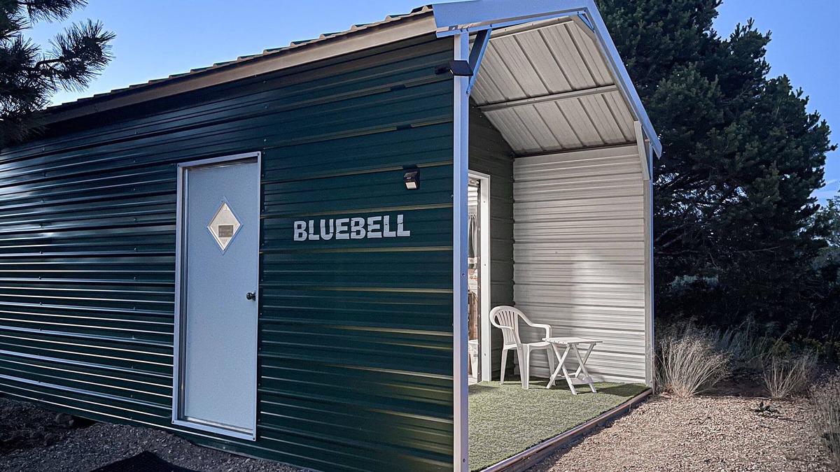Monticello Cabin | W-W: Bluebell Cabin, Glamour Camping Tiny Home