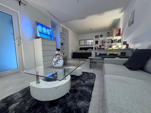 Bueckeburg Apartment | W2 Kontaktloser 24h CHECK IN, kostenloses W-Lan, Küche, Parkplatz