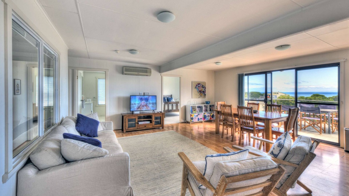 Coles Bay House | Waders