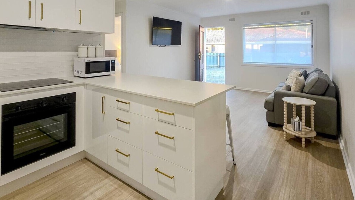 Wagga Wagga Apartment | Wagga Worker's Pad 1