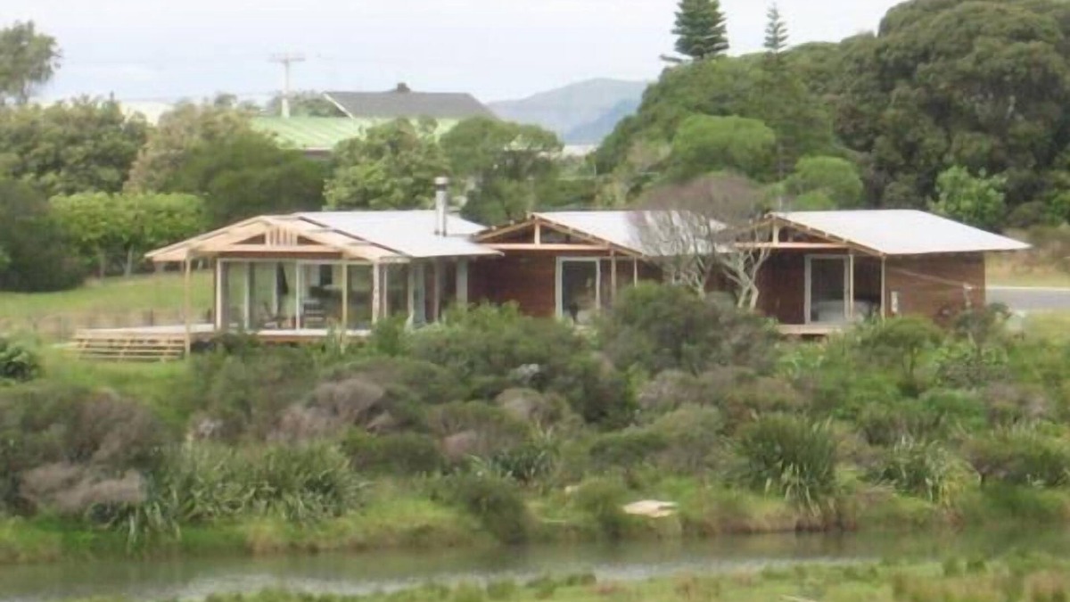 Whangapoua House | Waipapa Place by the river