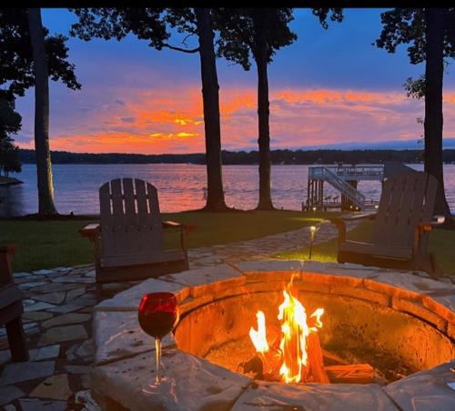 Littleton House | Wake N Lake