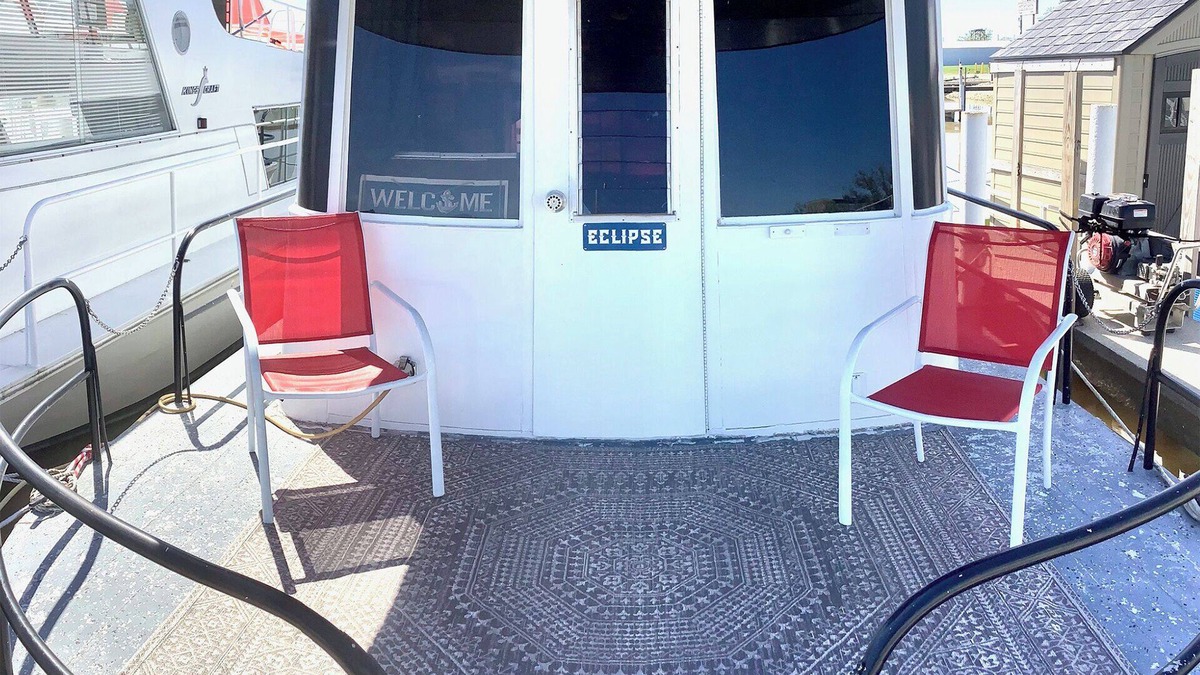 Port Clinton Boat Rental | Wake up on the Lake! … Eclipse