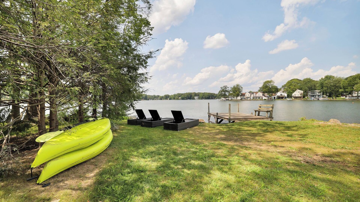 Wolcott House | Wake Up on the Water, Ski by NoonWake Up on the Water, Ski by Noon