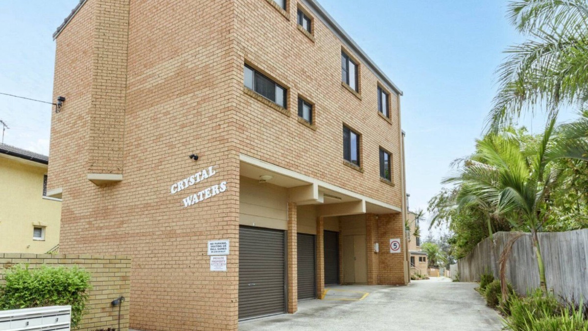 Moreton Bay Region Apartment | Wake up to Sounds of the Ocean