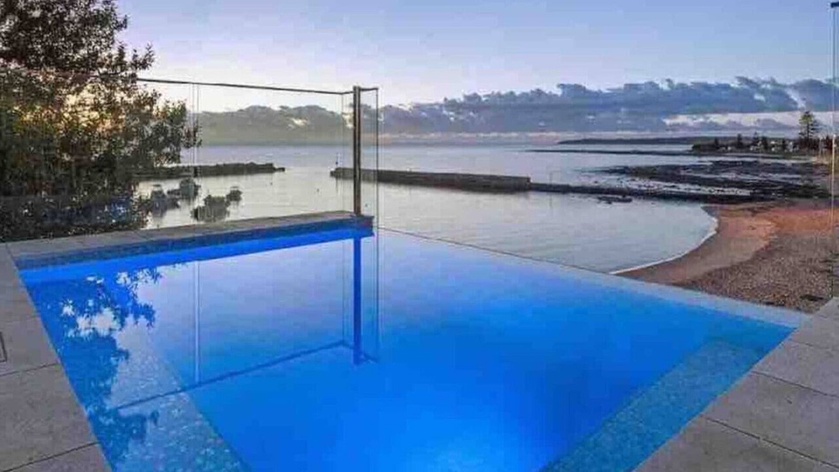 Shellharbour Condo | Wake up to the ocean at LegaSea