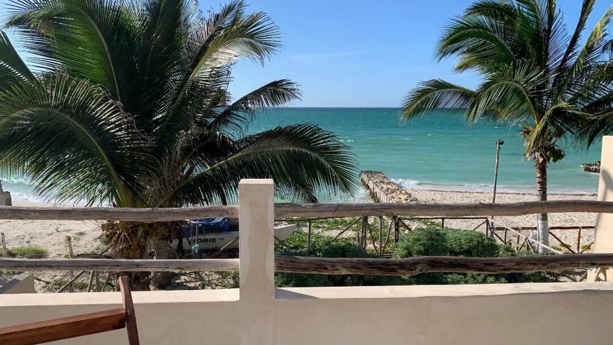 Chelem Apartment | Wake Up To This View in this Oceanfront Apartment