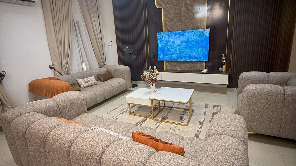 Abeokuta Apartment | Waldam Castle Apartment Ibara: A 3-bedroom duplex with modern facilities
