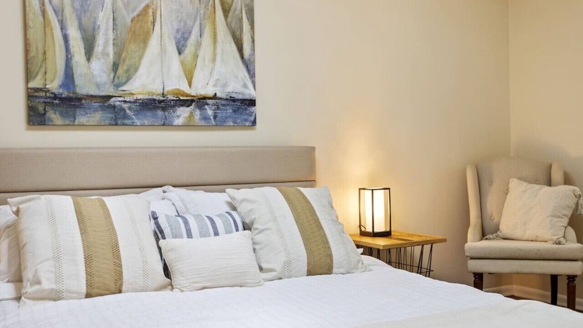 Fuquay-Varina House | Walk Downtown - Private Retreat w King Bed