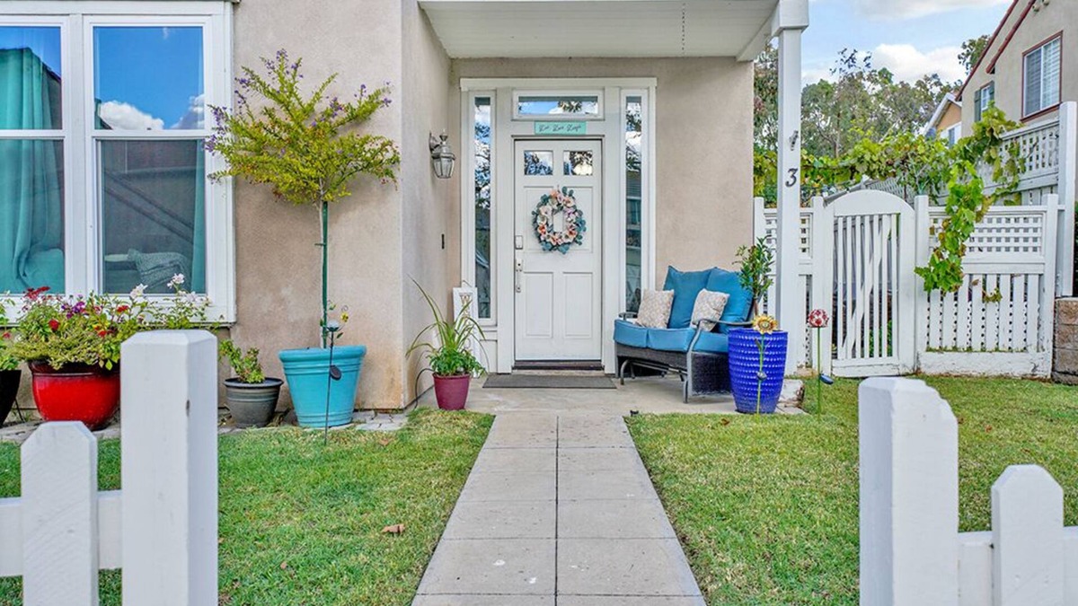 Rancho Santa Margarita House | Walk Score 84+30m->Airport+BBQ+King+Garage Parking