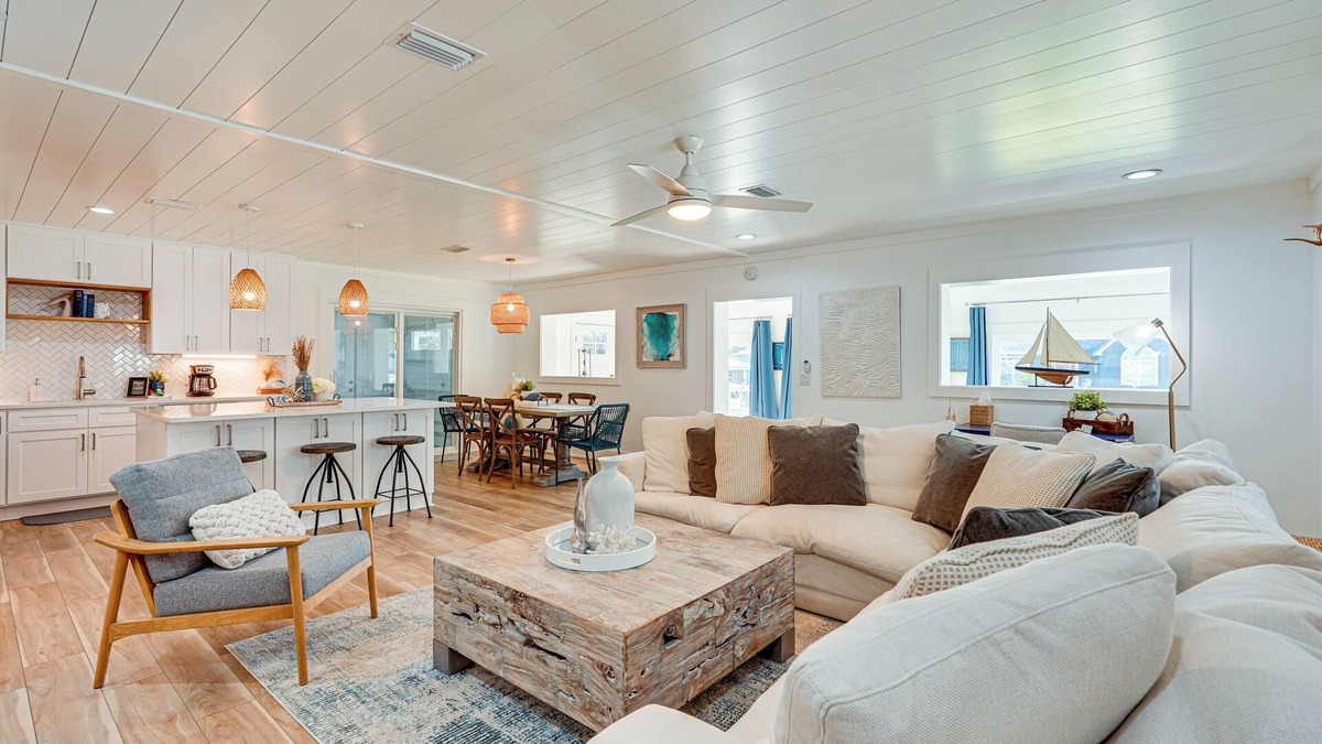 Riviera Beach House | Walk to Beach: Chic PCB Getaway w/Yard
