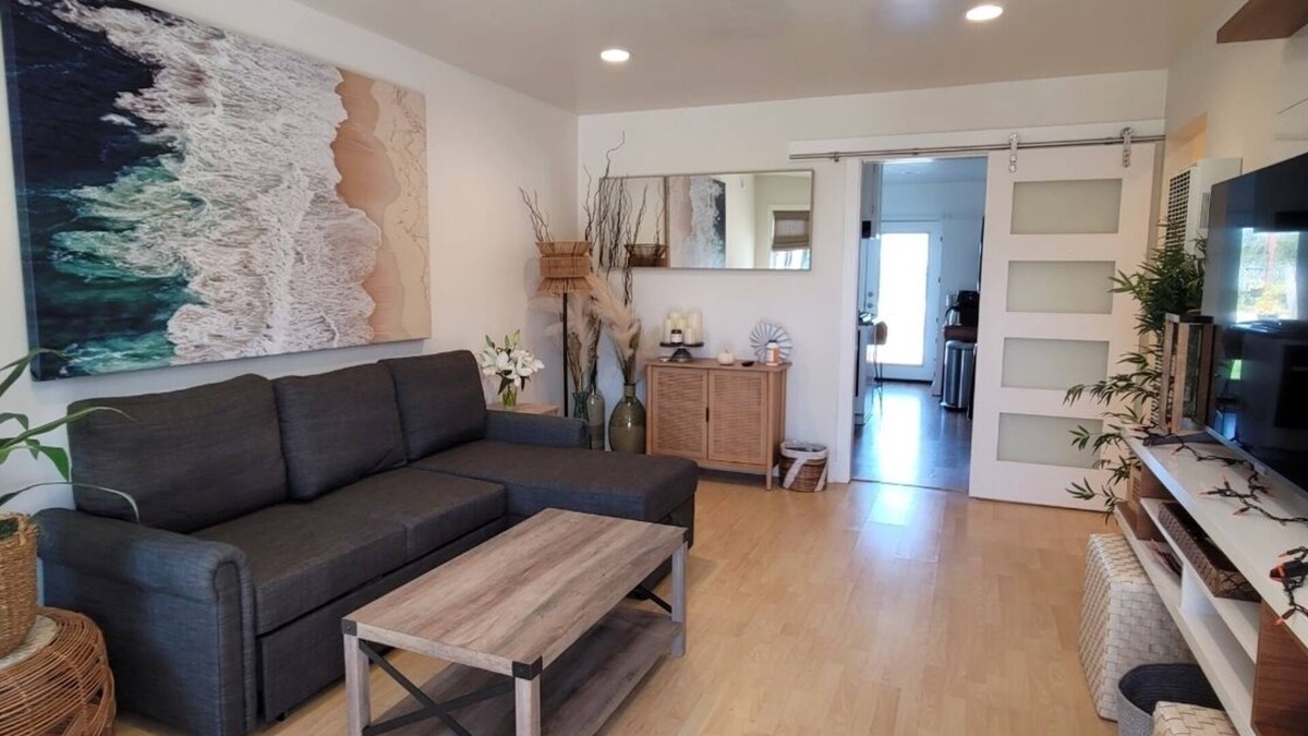 Oxnard Dunes House | Walk to Beach - 2 bed/1 bath unit located in The Dunes