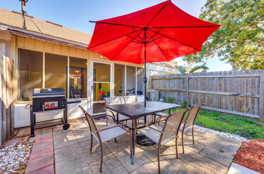 Vilano Beach Apartment | Walk to Beach Gem with Fenced Yard in St Augustine