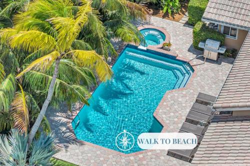Harbor Beach House | Walk to beach Heated Pool Ample residence Marlin Key