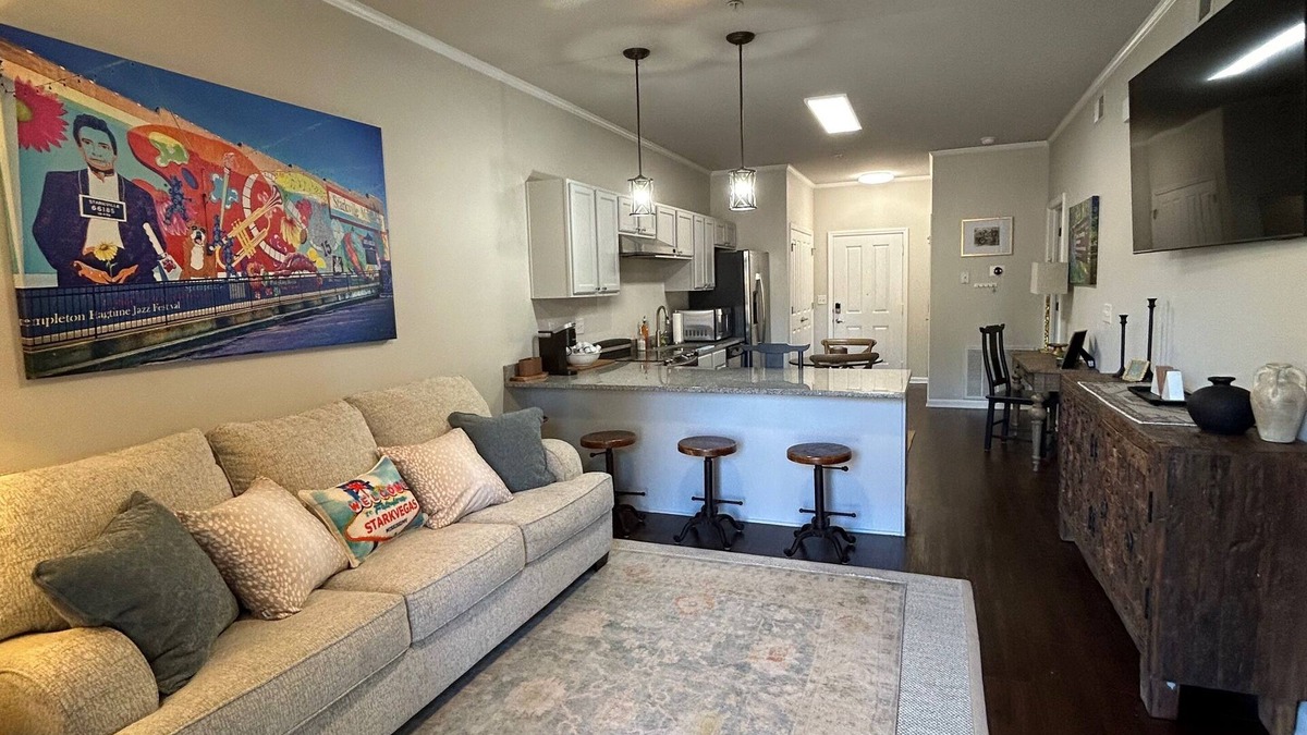 Starkville Condo | Walk to Campus, Cotton District, and Downtown!