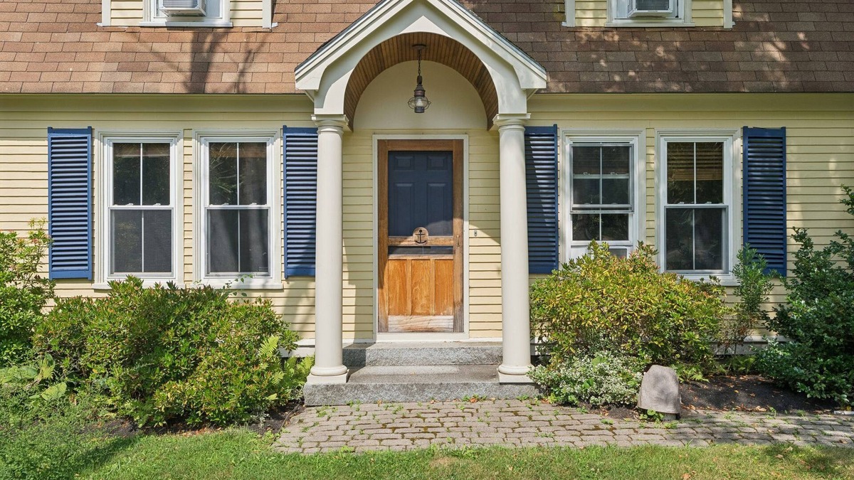 Kennebunkport House | Walk to Dock Square- Quiet neighborhood!