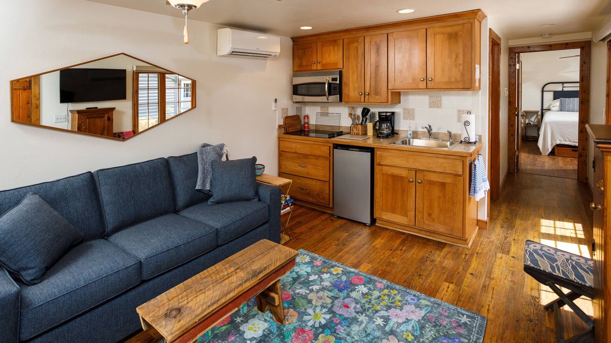Ephraim Cottage | Walk to Everything Ephraim has to Offer! Pet Friendly! Great Wifi!