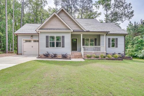 Littleton House | Walk to Lake Gaston Family Home with Yard