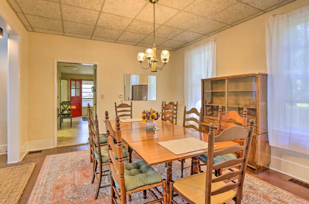 Sodus Point House | Walk to Lake Ontario Sodus Point Family Escape