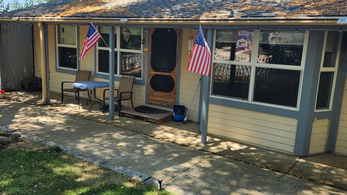 Folsom Cottage | Walk to Old Town Folsom-Duplex-Unit B