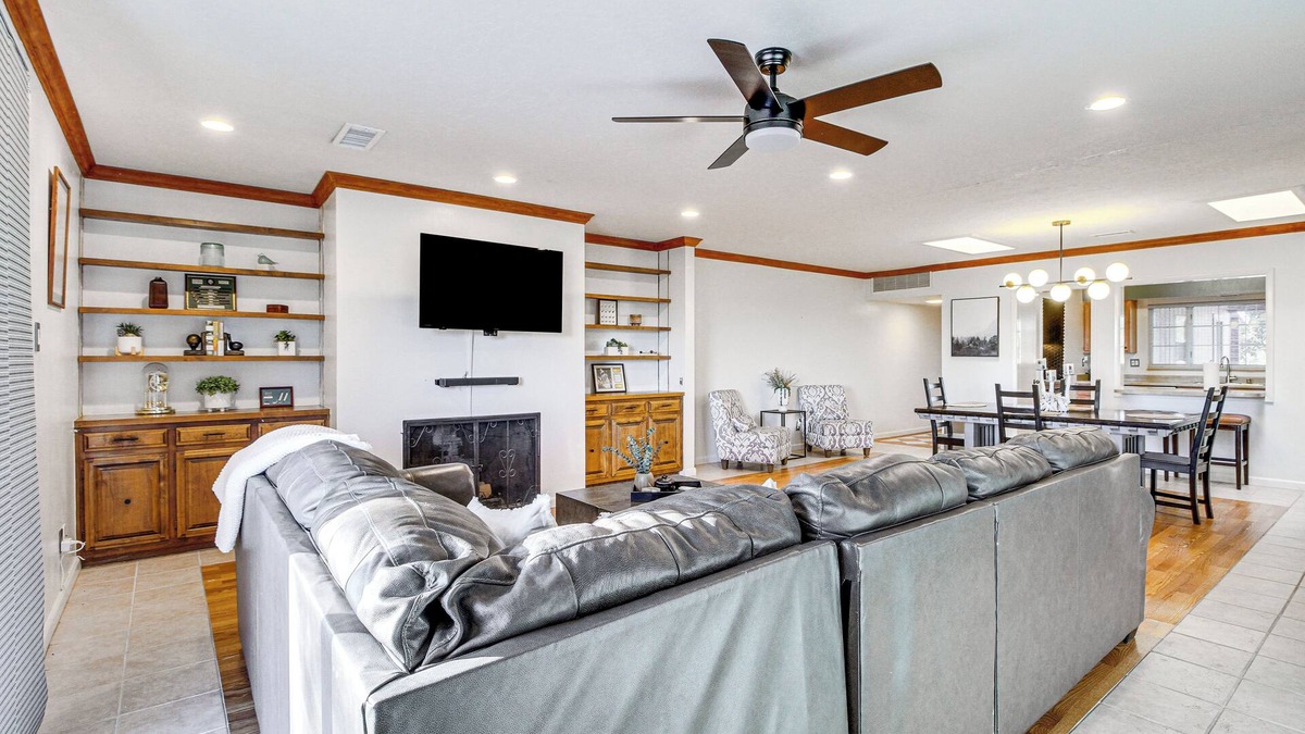 Paradise Hills Civic Condo | Walk to Paradise Hills Golf Course: Condo w/Patio