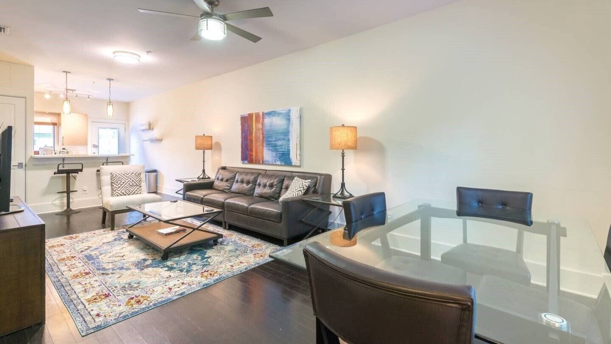 Winter Park Apartment | Walk To Park Ave, Heated Pool, Hot Tub, Grill Station, Modern and Comfortable!
