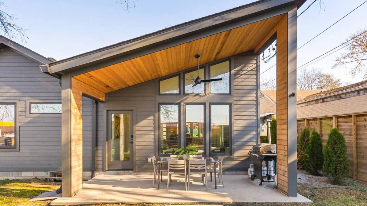 McFerrin Park House | Walk to Restaurants - Outdoor Patio with Grill & Fit Pit, 1 Mile to Stadium & Downtown