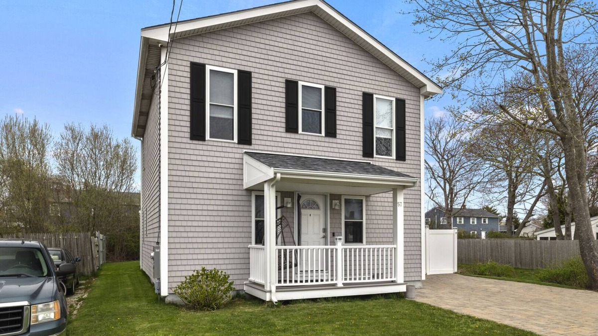 Eastward Look House | Walk to Scarborough Beach! Great outdoor space, 2 bed&2 bath!