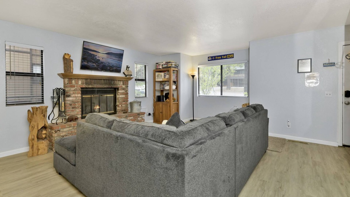Summit Estates Condo | Walk to Ski Lifts at The Ted E. Bear Lair Townhouse