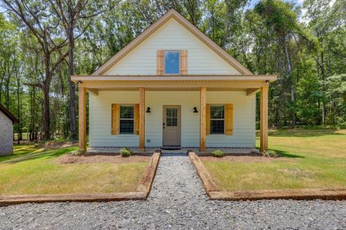 Millbrook House | Walk to Sports Complex Home in Millbrook!